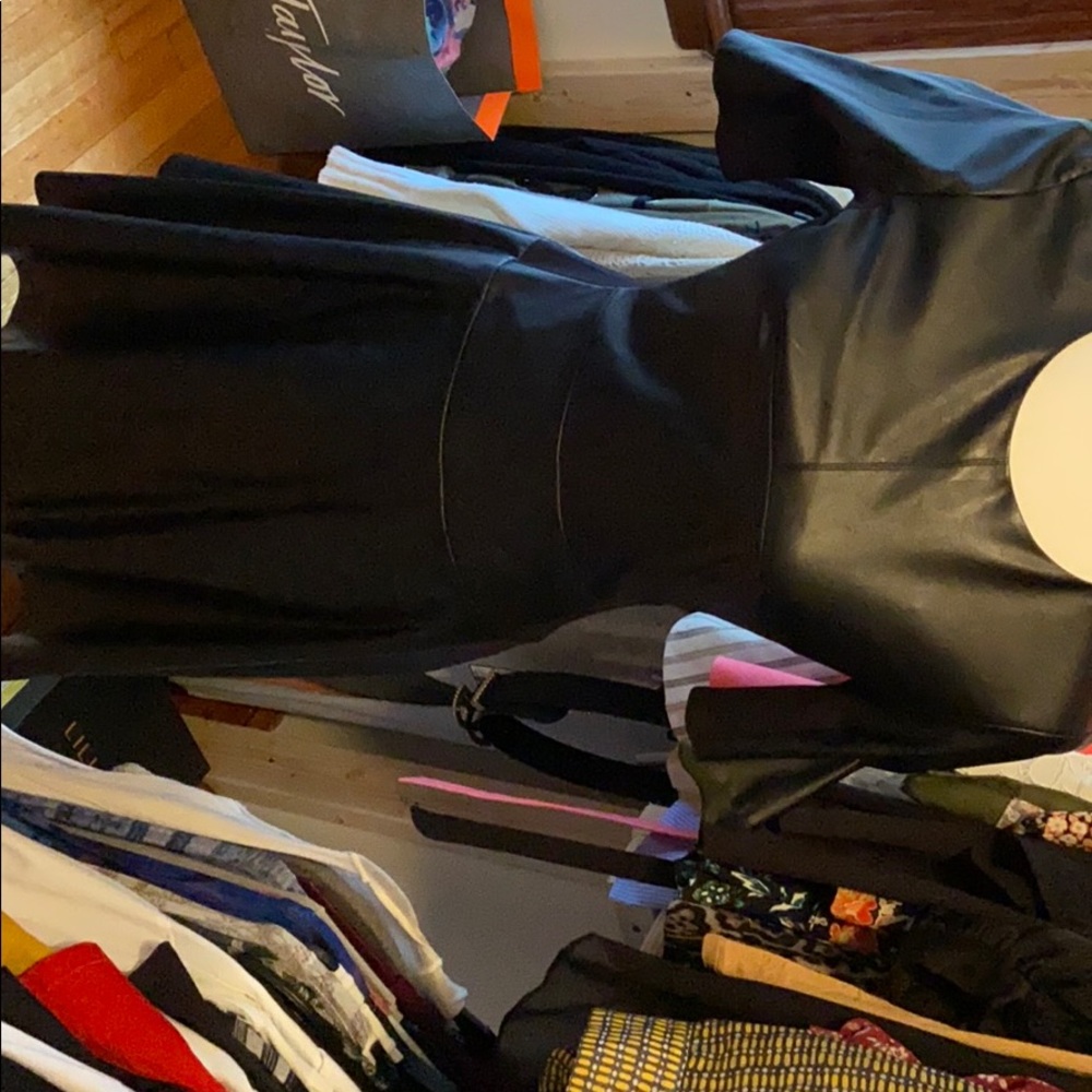 Dress - Picture 3 of 4